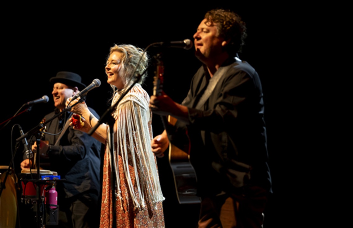 Carole-King-James-Taylor-Hero-Image.jpg