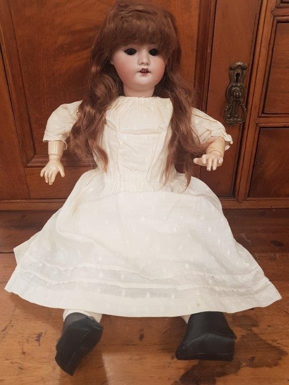 10.-Welsh-doll.jpg