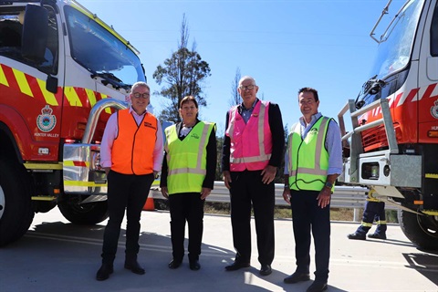 Image of Member for the Hunter, the Hon Joel Fitzgibbon MP, Singleton Mayor Councillor Sue Moore, Cessnock City Mayor Councillor Bob Pynsent and NSW Minister for Regional Transport and Roads, the Hon Paul Toole MP on the bridge.