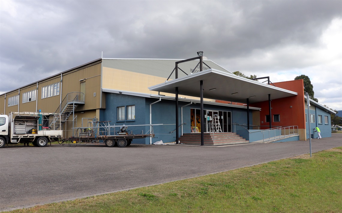 Exterior or Cessnock Civic Indoor Sports Centre