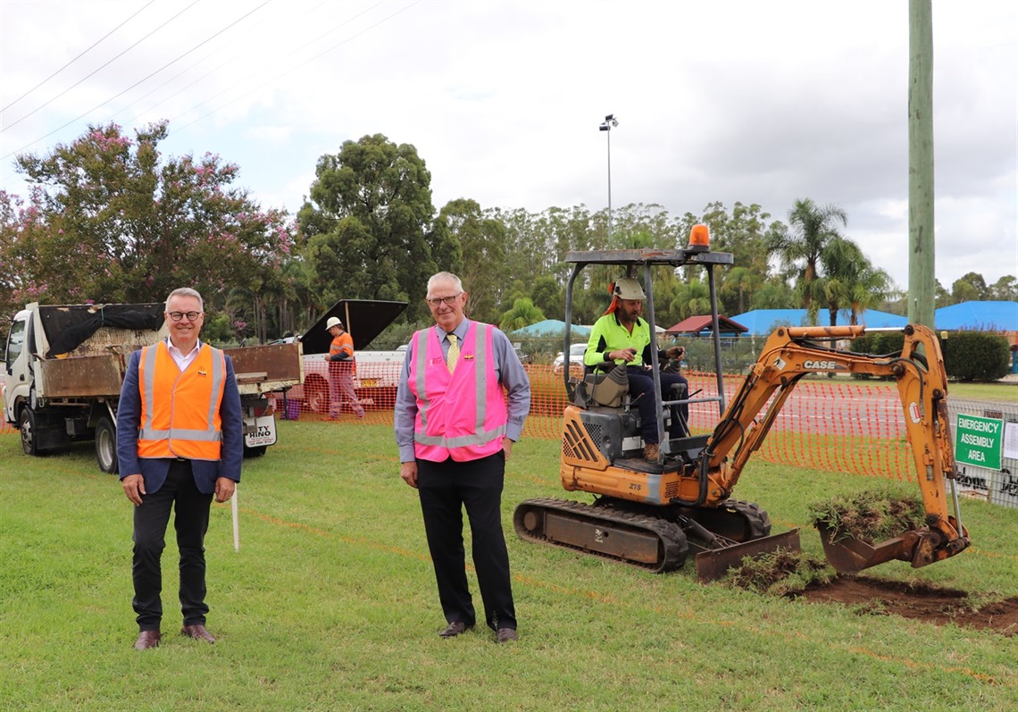 Federal Member for Hunter, the Hon Joel Fitzgibbon MP and Mayor Pynsent at the turning of the first sod for this exciting project.