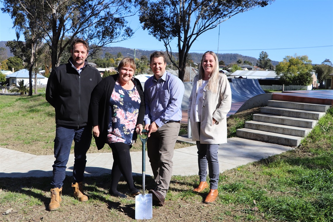 Millfield Skatepark Matt Gordon, Tara Dever, Mayor Jay Suvaal and Kate Harris.JPG