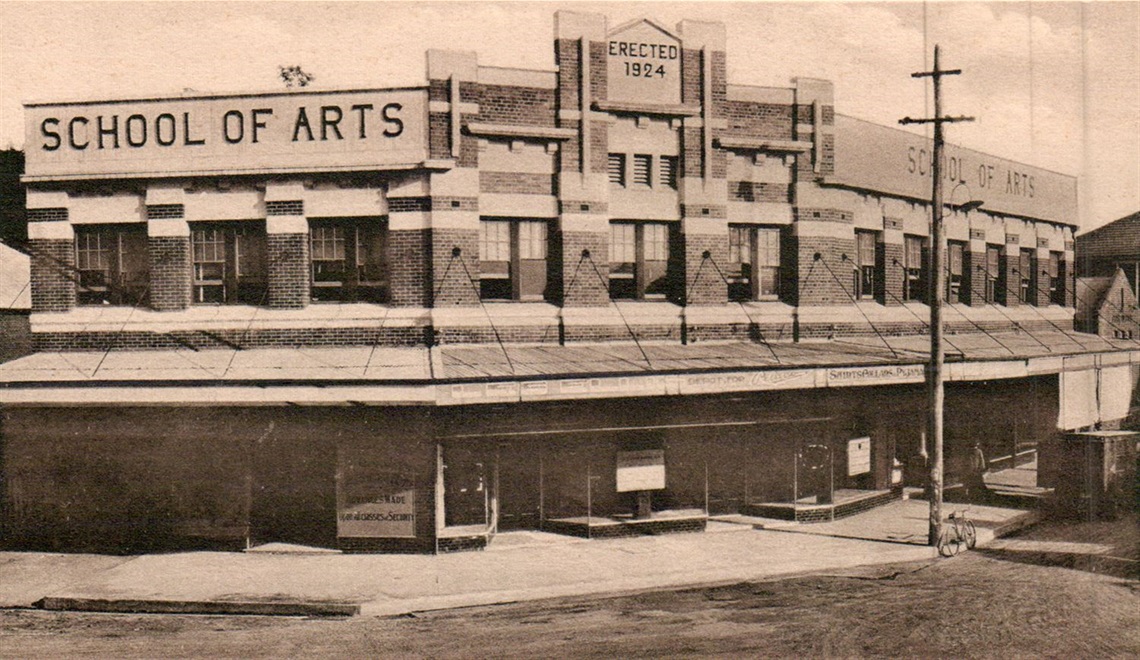 school of arts 1924.jpg